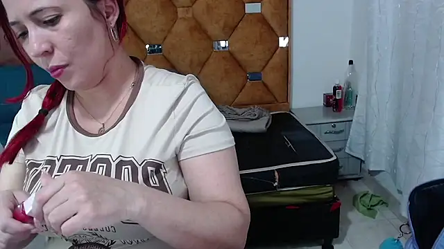 XXX chat uživo modela LITTLEJULES