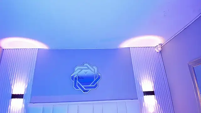 NanaOsaky Adlı Modelin Canlı XXX Sohbeti