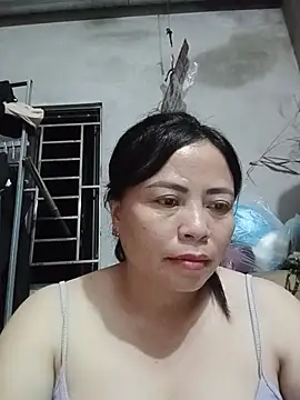 Lee_bee1's Live XXX Chat