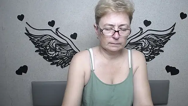 Chat +18 de EmiliaGree ao vivo