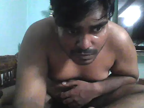 Foxboy65 live XXX chat