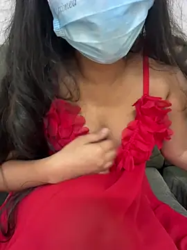 Sexyqueenameliya: онлайн-секс-чат