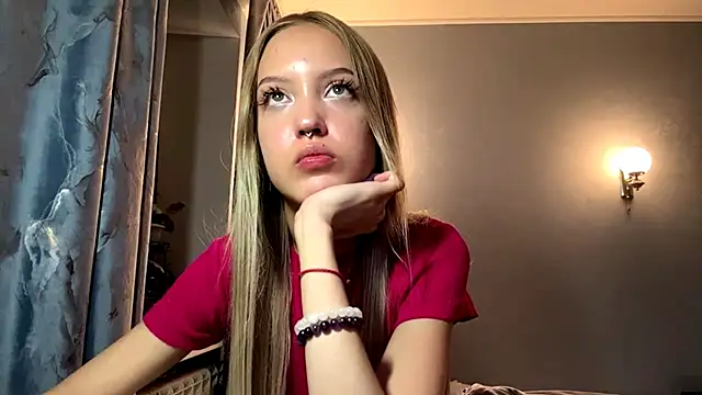 AngelitaMccrobie's Live XXX Chat