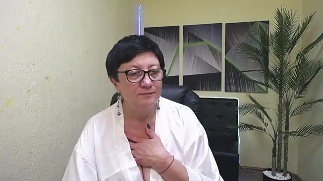 EmilyL0ve 라이브 XXX 채팅