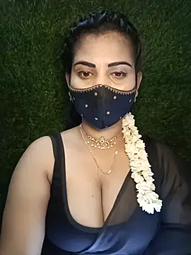 Nithyatamil's Live XXX Chat