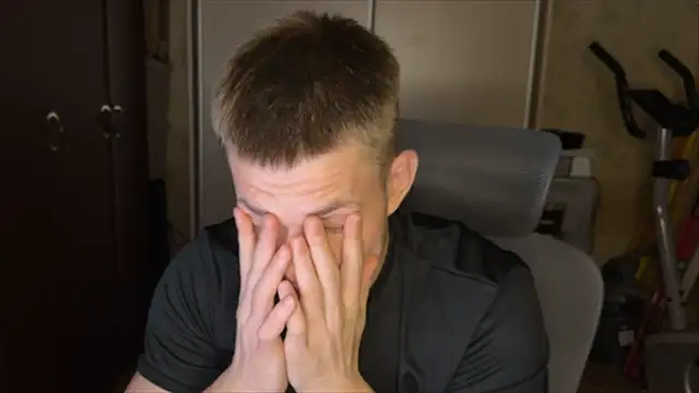 Nikclak – Naživo XXX chat