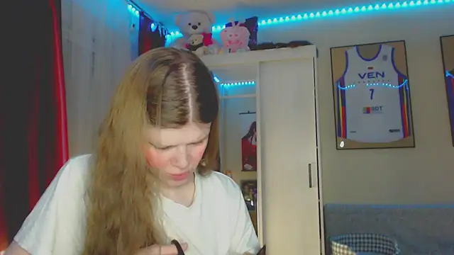 Klementa 라이브 XXX 채팅
