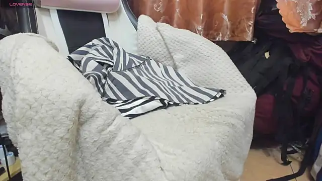 XXX chat uživo modela Queen_Sport