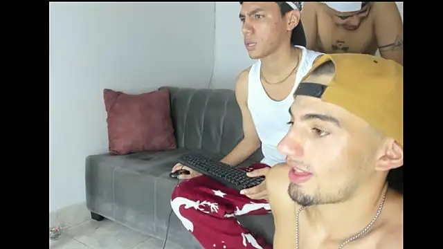 Charlie_Scorpion live XXX chat