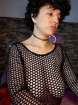 MysterySexx Adlı Modelin Canlı XXX Sohbeti