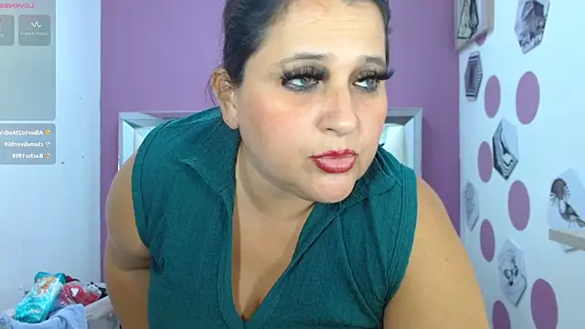 Kerly_Doll Live XXX-chat