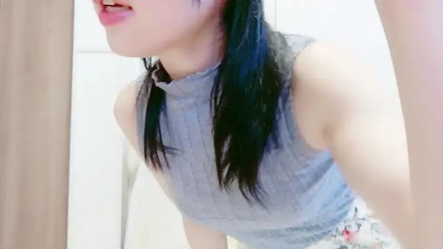 SUxMIxRE 라이브 XXX 채팅
