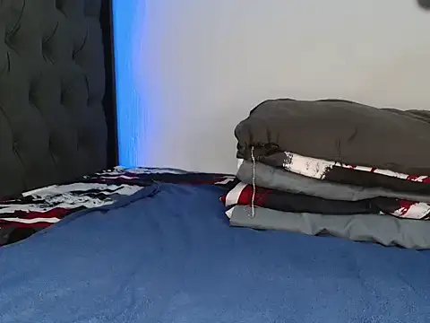 Sex_bomb30's Live XXX Chat