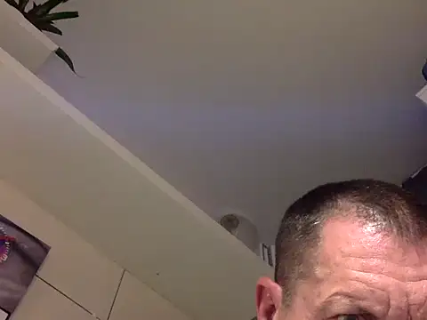 Filip_76のライブXXXチャット