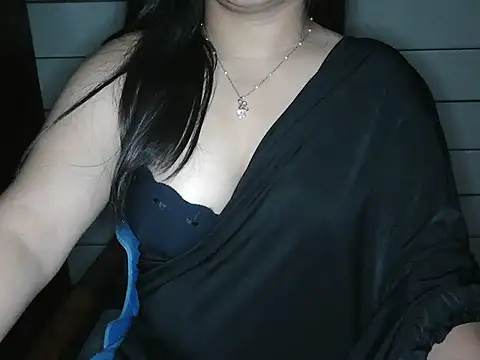 Chat +18 de Shruchi ao vivo
