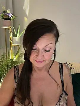 XXX chat uživo modela HotLdyllic