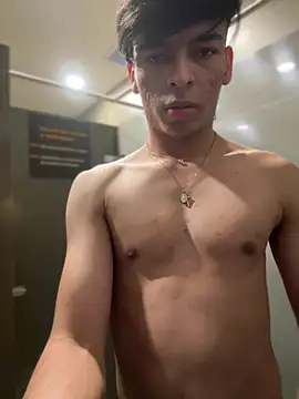צ'אט XXX בשידור חי של The_Conquer