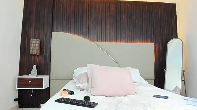 Alexxx_B2026 élő XXX-chatje