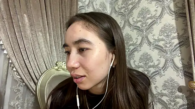 Онлайн чат XXX cocoSharms