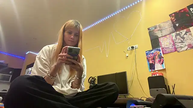 LinZavr's Live XXX Chat