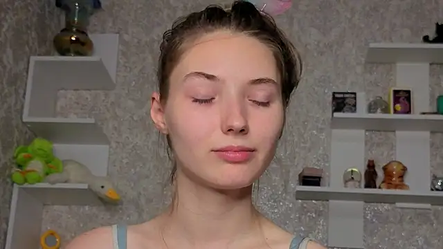 Czat XXX na żywo – _kikiclark__