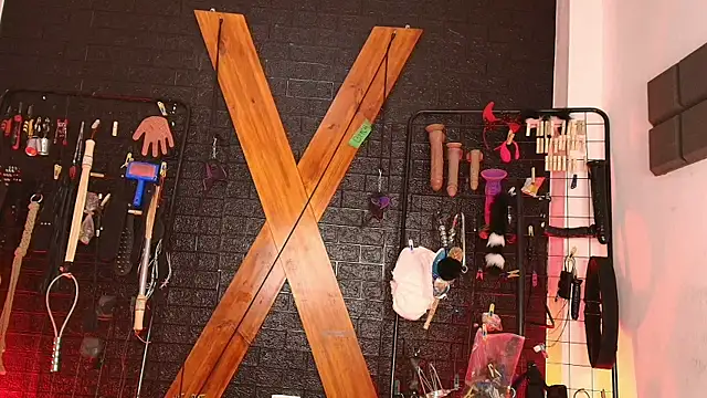 Ariaoficial: απευθείας συνομιλία ΧΧΧ