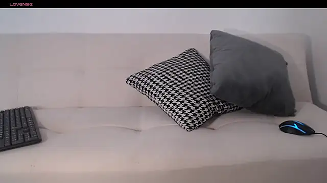 dirty_27cms élő XXX-chatje