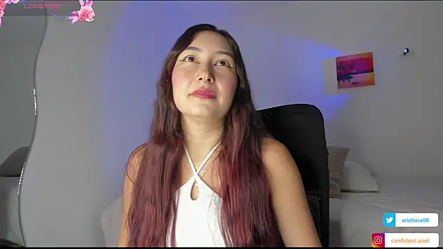 NiceAriel_'s Live XXX Chat