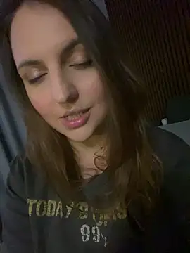 AliceDesmee 라이브 XXX 채팅