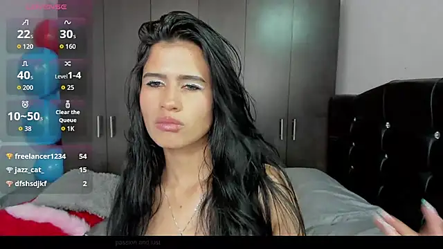 LatinaQueen23 라이브 XXX 채팅