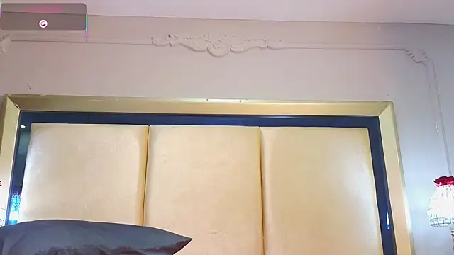 CharlesBrown_ 라이브 XXX 채팅