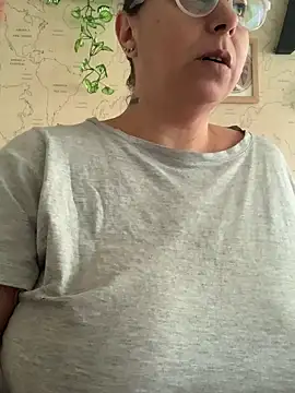 LupitaHaze's Live XXX Chat