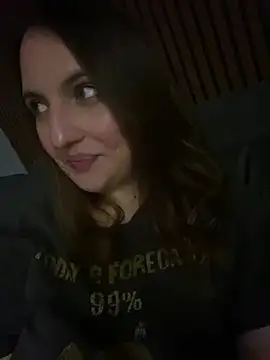 Chat XXX en directo de AliceDesmee