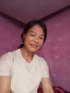 Chat XXX en directo de Lily-ly