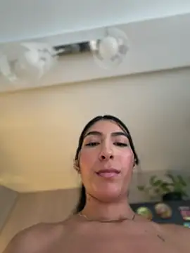 AshleyG_222 élő XXX-chatje