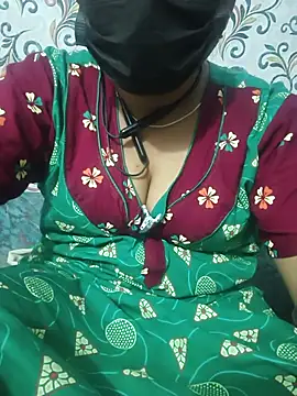 Tamil_Malar_ live XXX chat