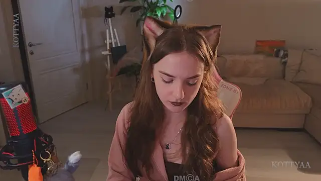 -Kottyaa-'s Live XXX Chat