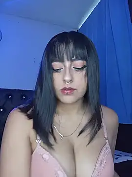 Miixhell XXX чат на живо