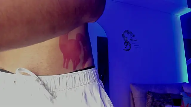 Czat XXX na żywo – MaxiimoRomano_