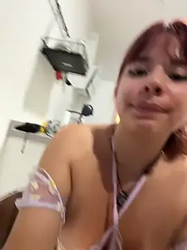 Canneela 라이브 XXX 채팅