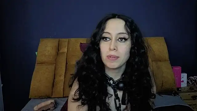 Chat XXX en directo de KendraaSimons