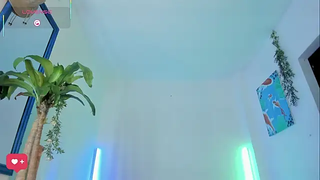 Naughty_Blue élő XXX-chatje