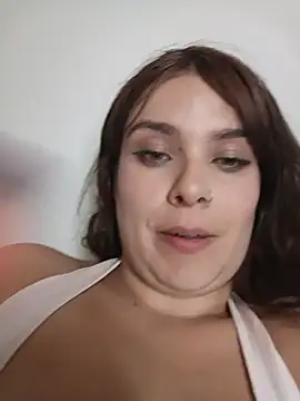Valeria888 élő XXX-chatje
