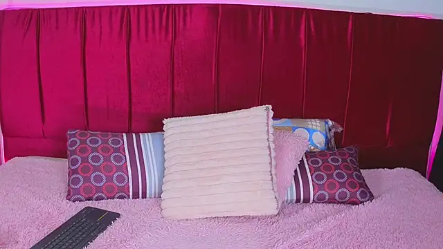 cuteeimy Adlı Modelin Canlı XXX Sohbeti