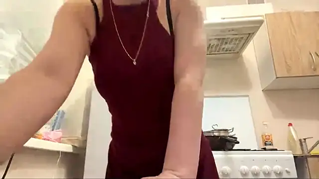 TaIliedGuest Live XXX-chat
