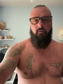 XXX chat uživo modela alphareign85
