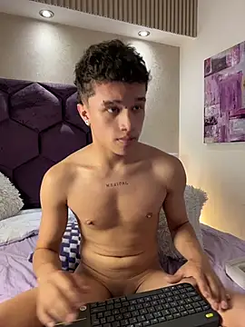 Dominik_Souza élő XXX-chatje