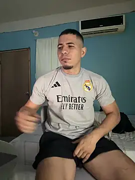 Im_steven élő XXX-chatje