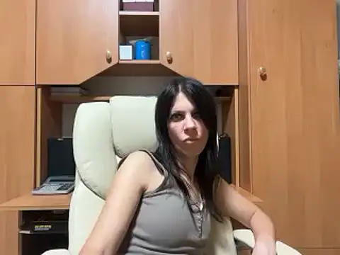 InjaAtHome live XXX chat