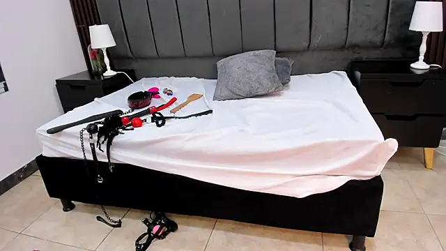 צ'אט XXX בשידור חי של VioletRose_as